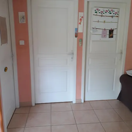 T2 Independant Avec Clim Et Jardin Apartament