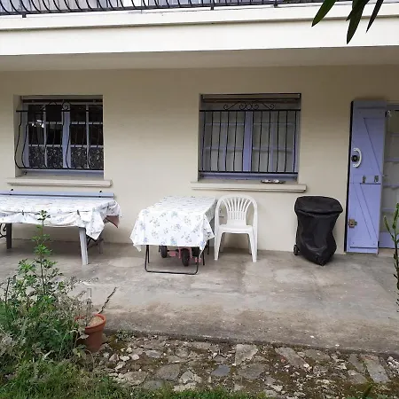 T2 Independant Avec Clim Et Jardin דירה מוסאק