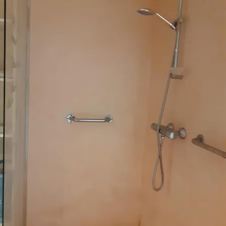 T2 Independant Avec Clim Et Jardin דירה מוסאק